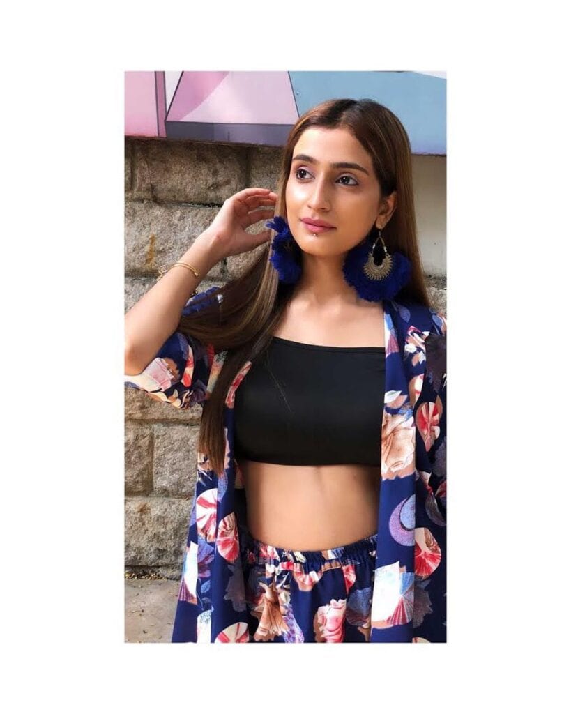 Fashion Blogger Fasiha Waseem Interview